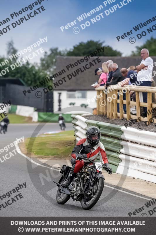 Vintage motorcycle club;eventdigitalimages;mallory park;mallory park trackday photographs;no limits trackdays;peter wileman photography;trackday digital images;trackday photos;vmcc festival 1000 bikes photographs
